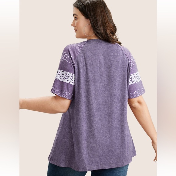 BloomChic Plus size 2XL Ditsy Floral Colorblock Contrast Raglan Sleeve T-shirt - Picture 2 of 5